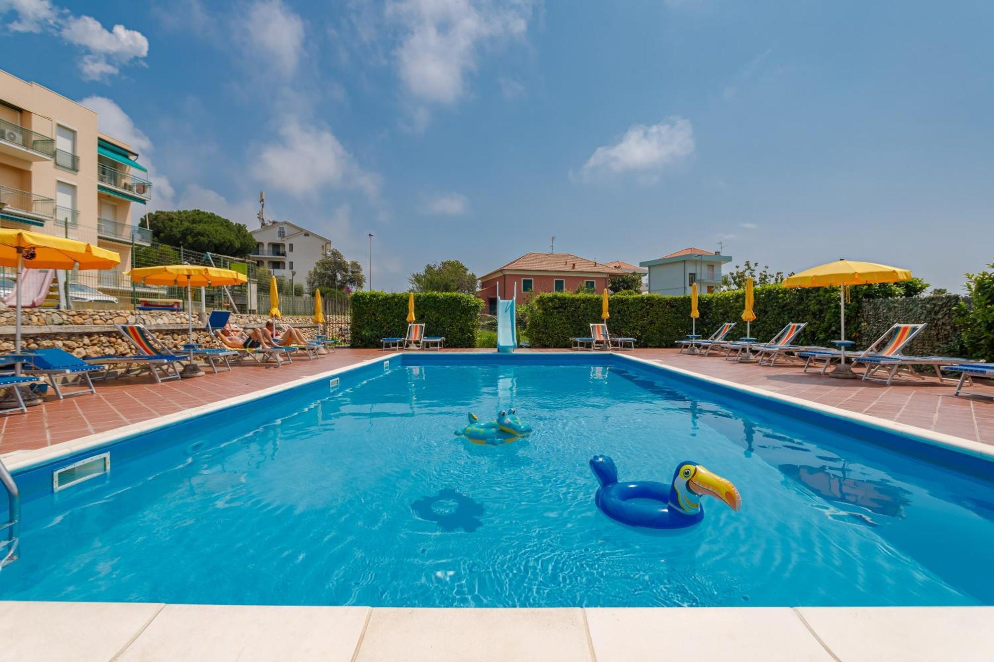 Residence Mizar Pietra Ligure Exterior photo