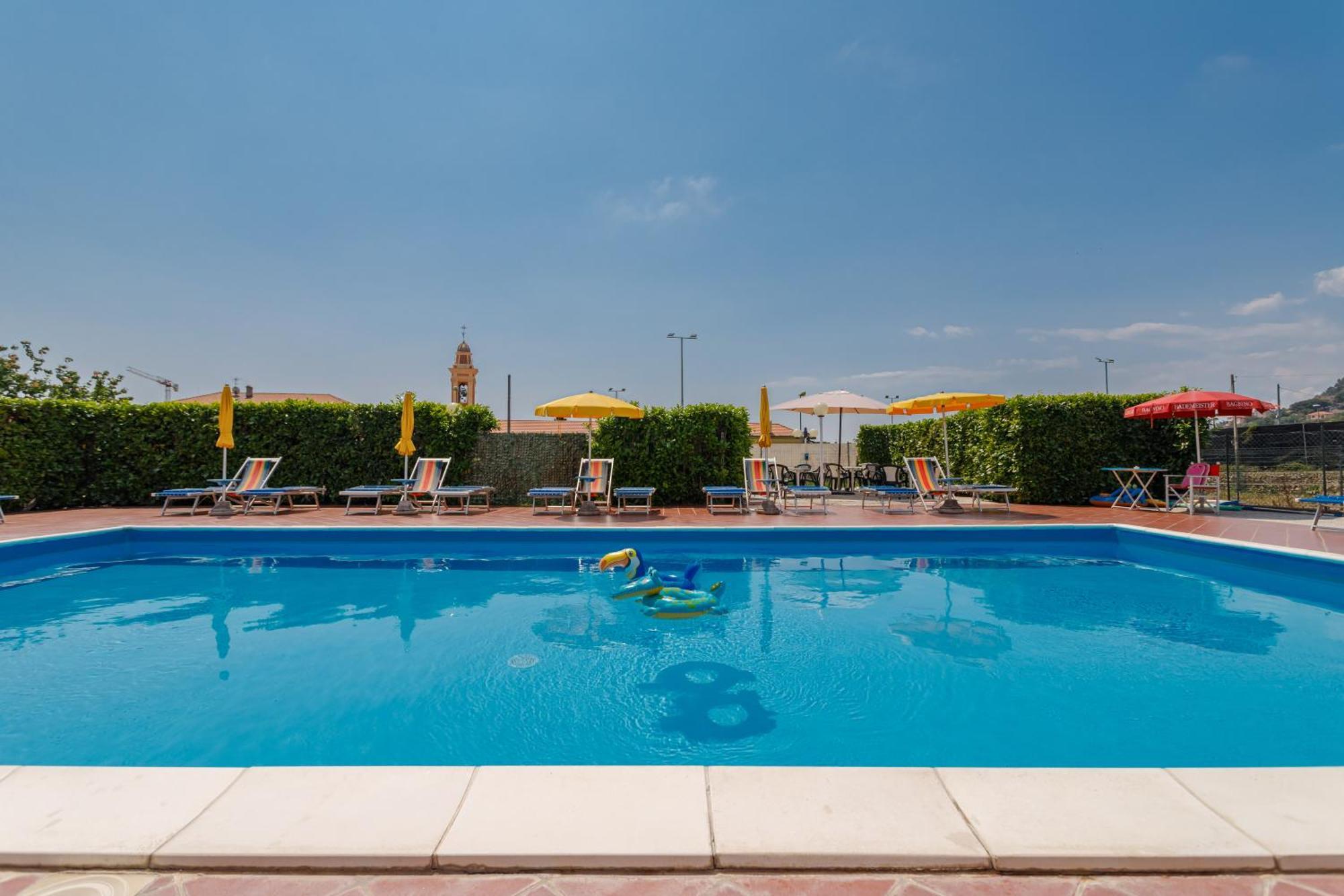 Residence Mizar Pietra Ligure Exterior photo