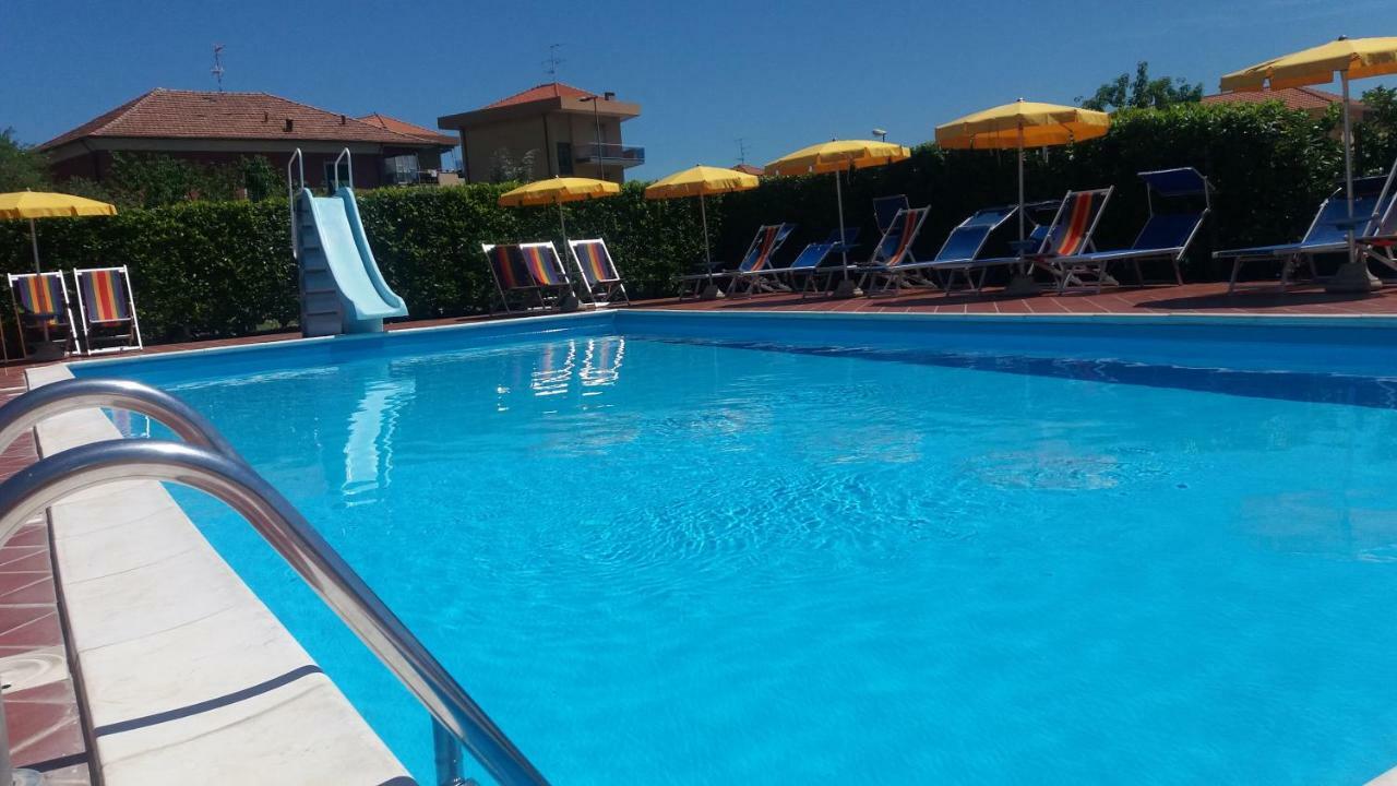 Residence Mizar Pietra Ligure Exterior photo